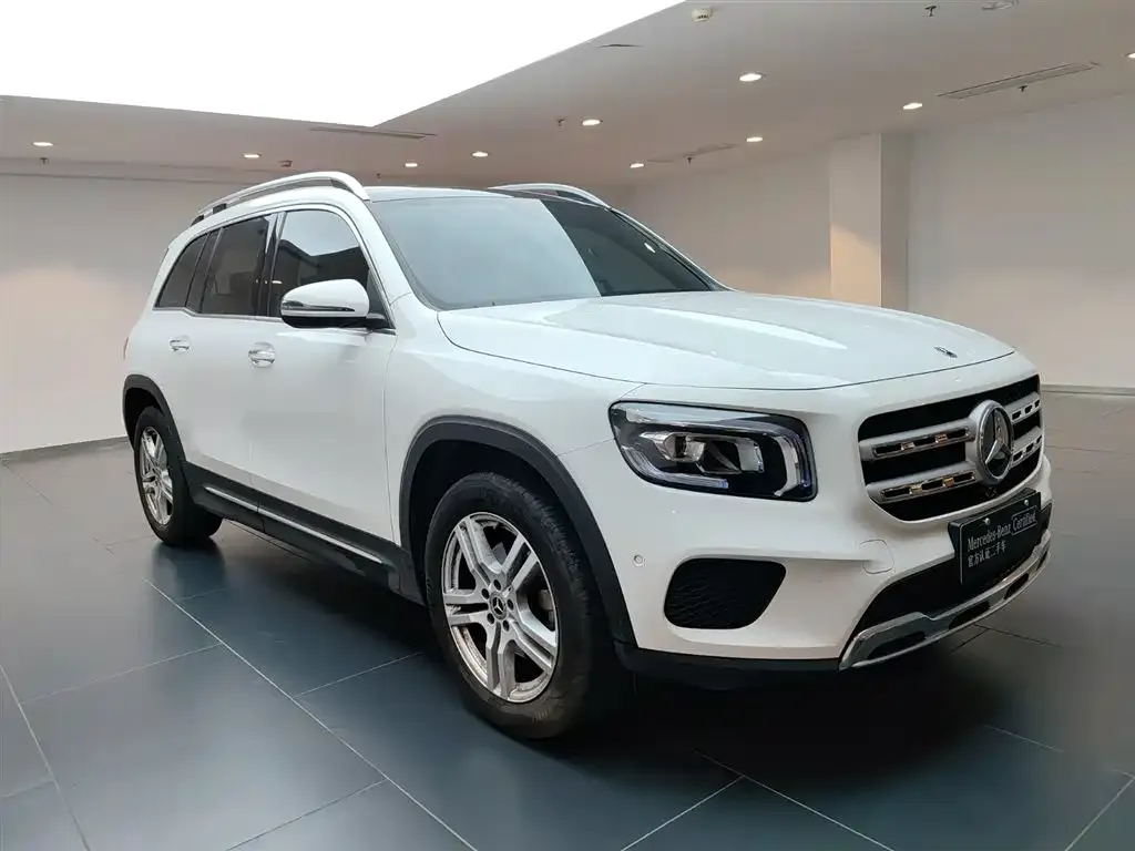 Mercedes-Benz GLB — фото 5