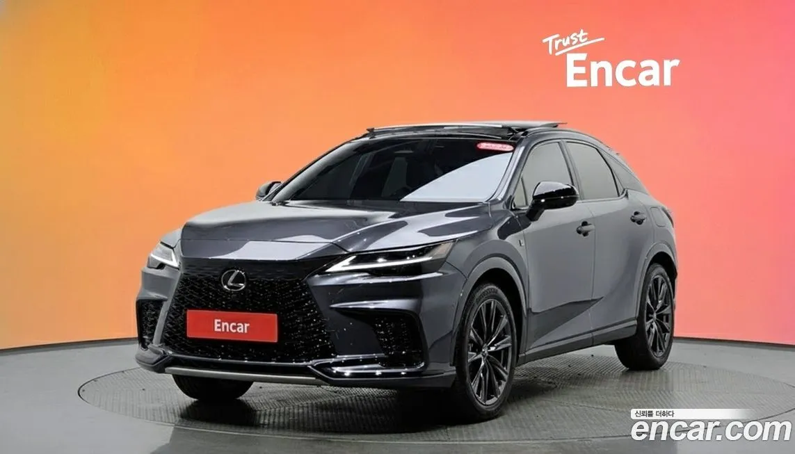 Lexus RX — фото 1