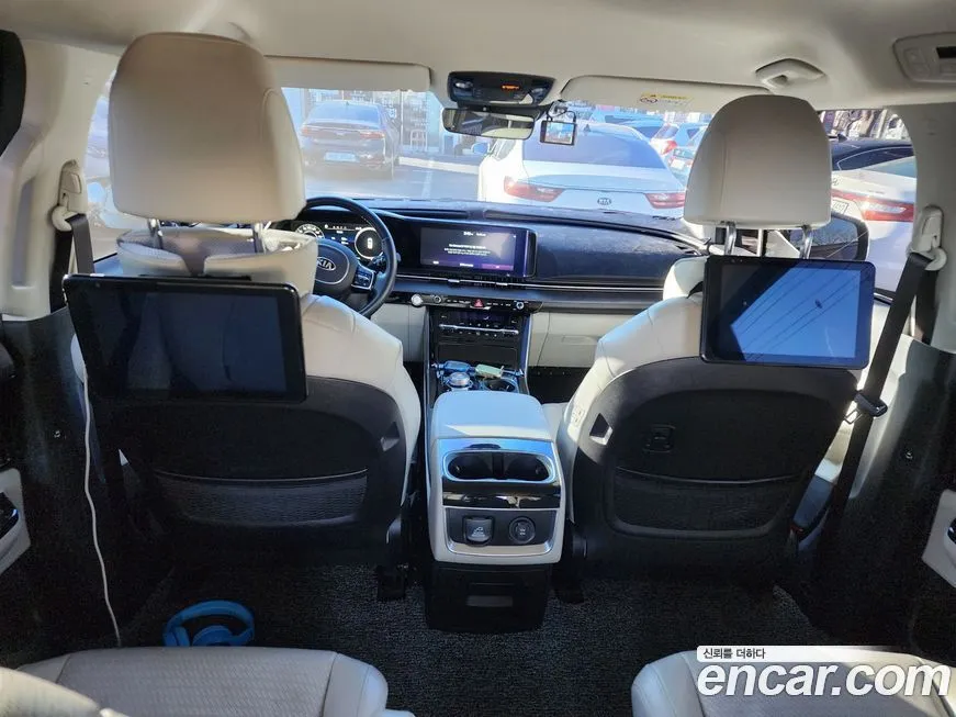 Kia Carnival — фото 2