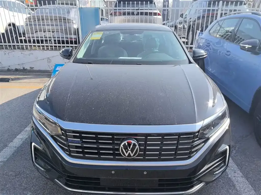Volkswagen Passat New Energy — фото 6