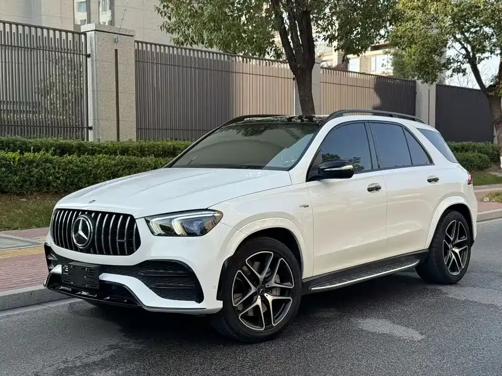Mercedes-Benz GLE AMG — фото 1