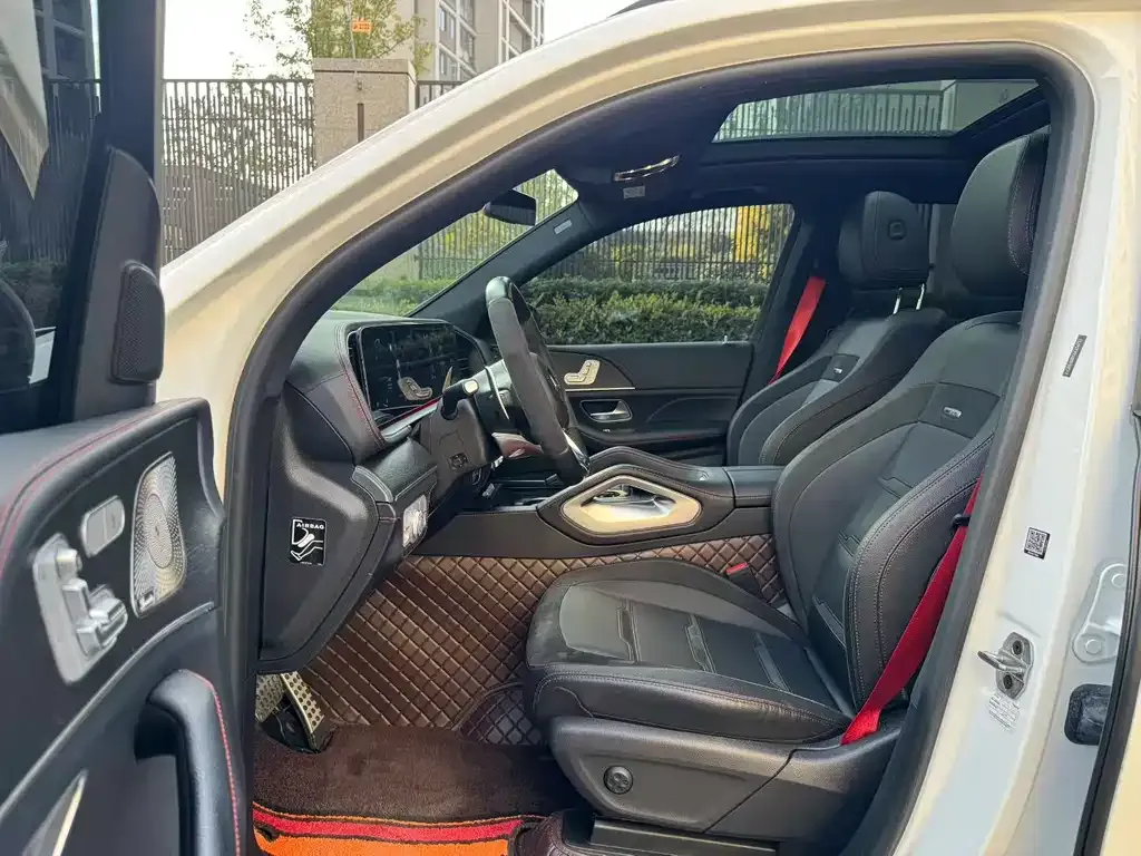 Mercedes-Benz GLE AMG — фото 5