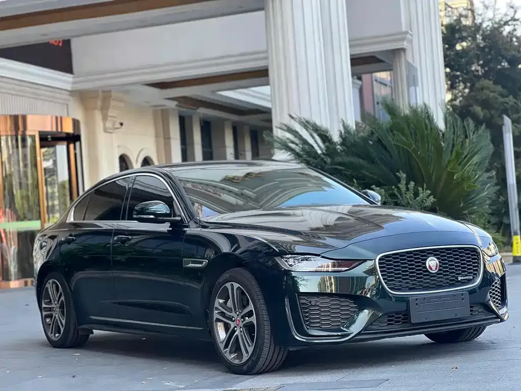 Jaguar XEL — фото 3