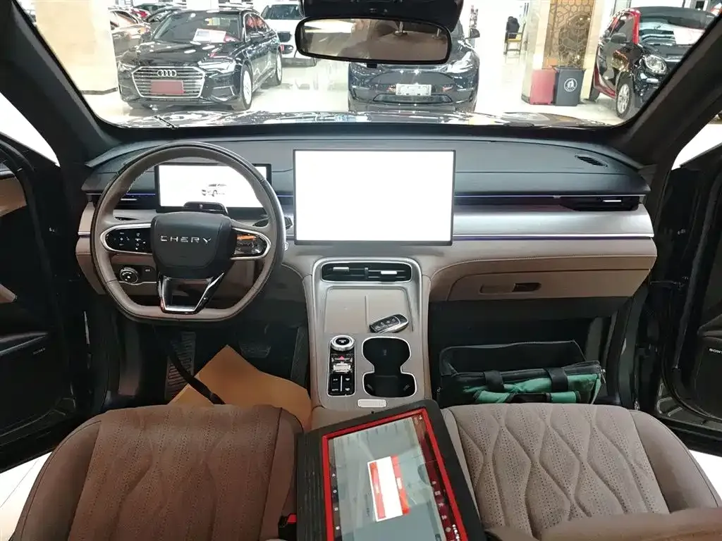 Chery Tiggo 8 PLUS — фото 9