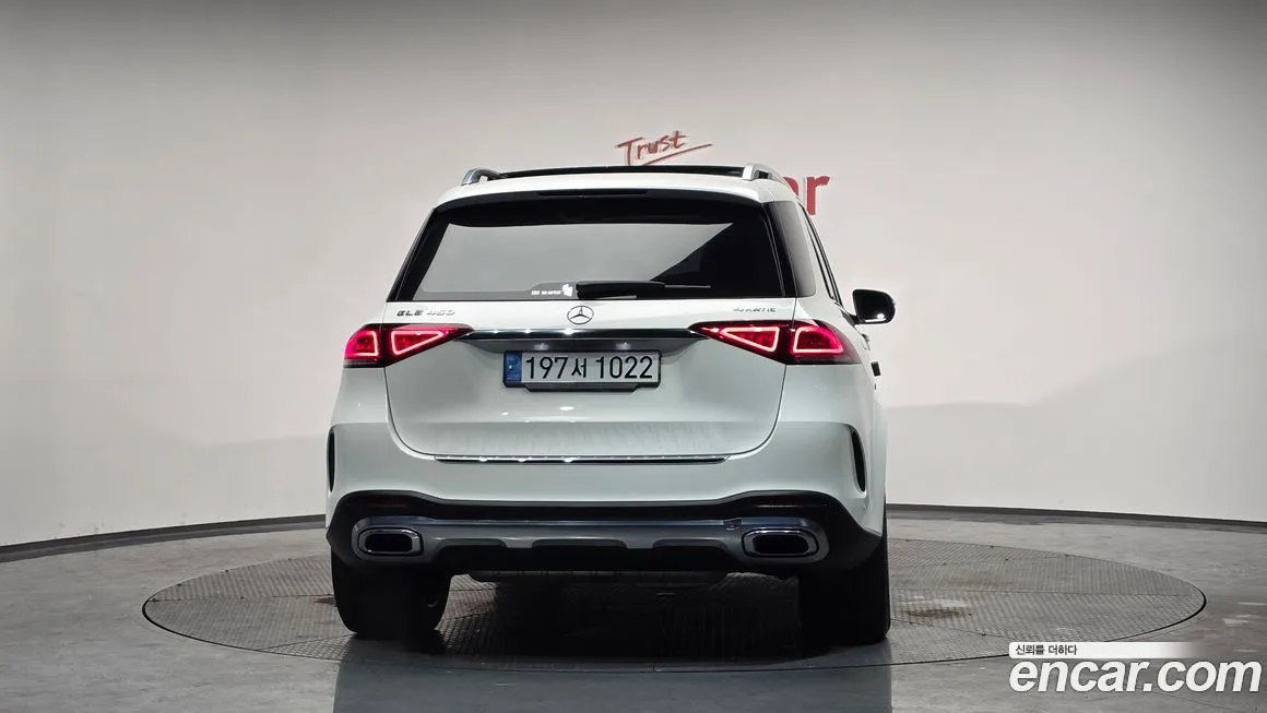 Mercedes-Benz GLE-Class — фото 4