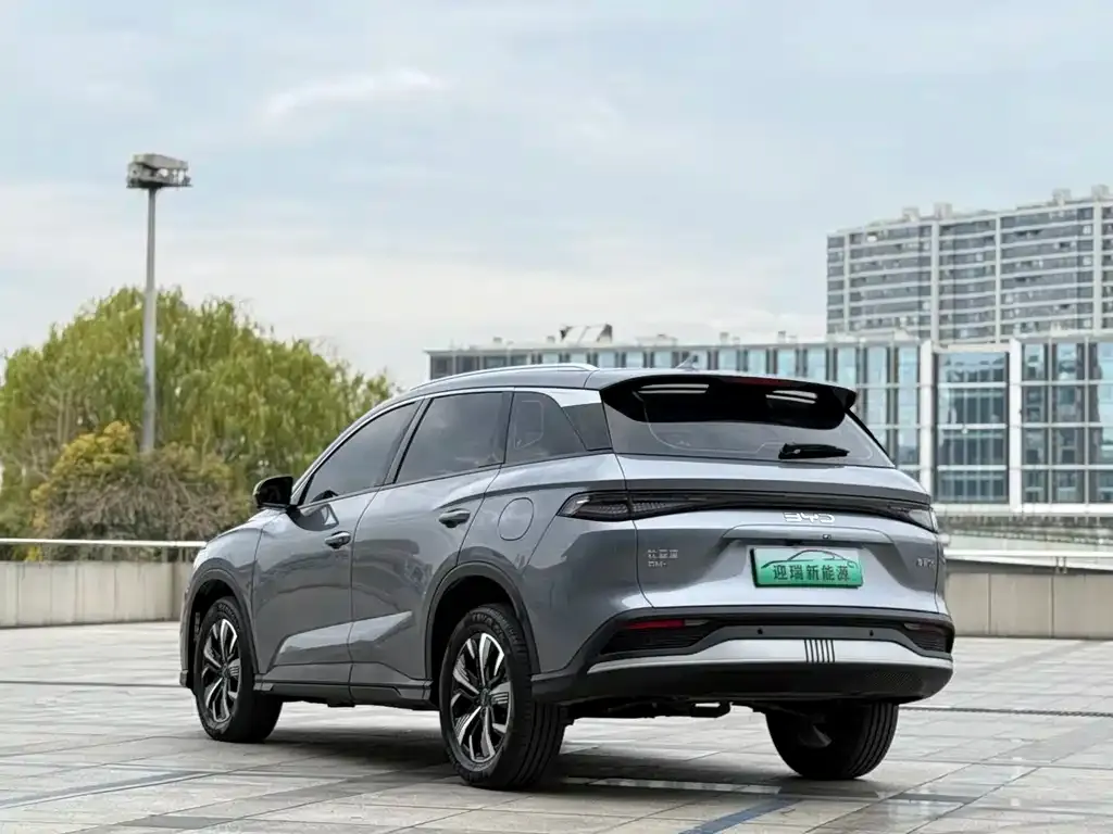 BYD Seal 05 DM-i — фото 7