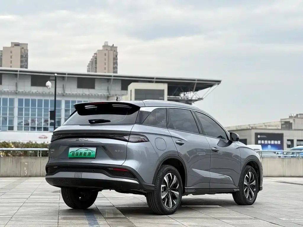 BYD Seal 05 DM-i — фото 9