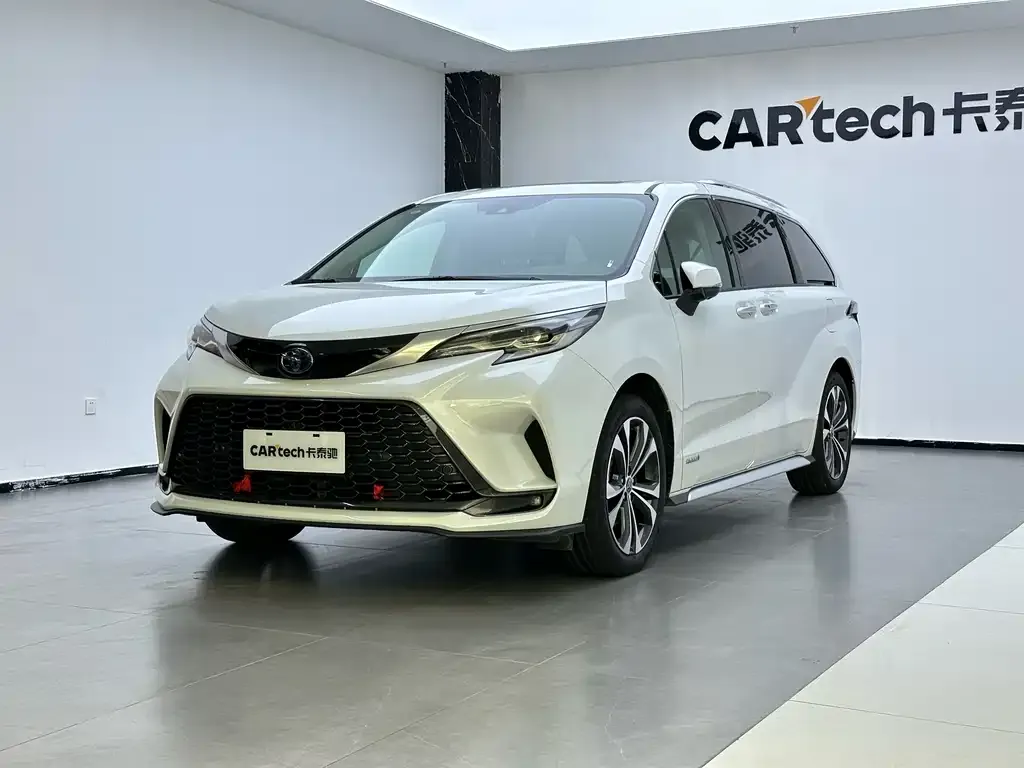 Toyota Granvia — фото 1