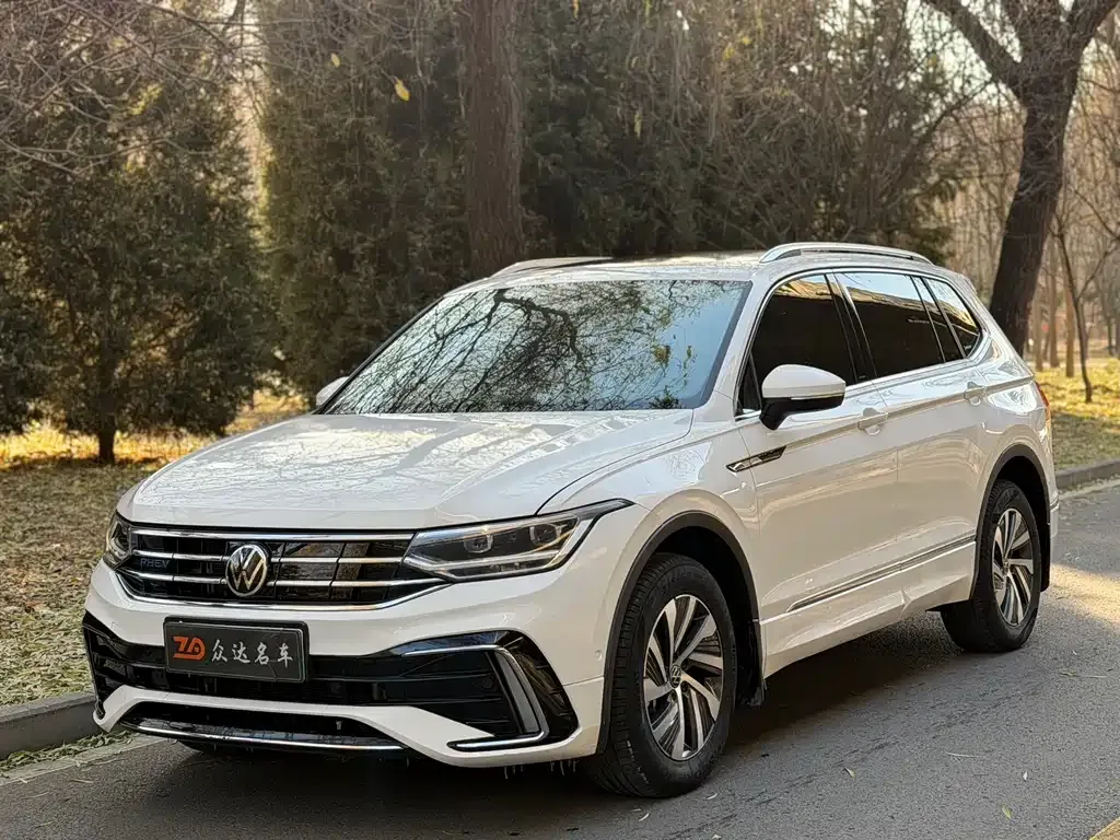 Volkswagen Tiguan L New Energy — фото 1