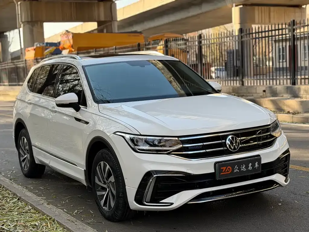 Volkswagen Tiguan L New Energy — фото 7