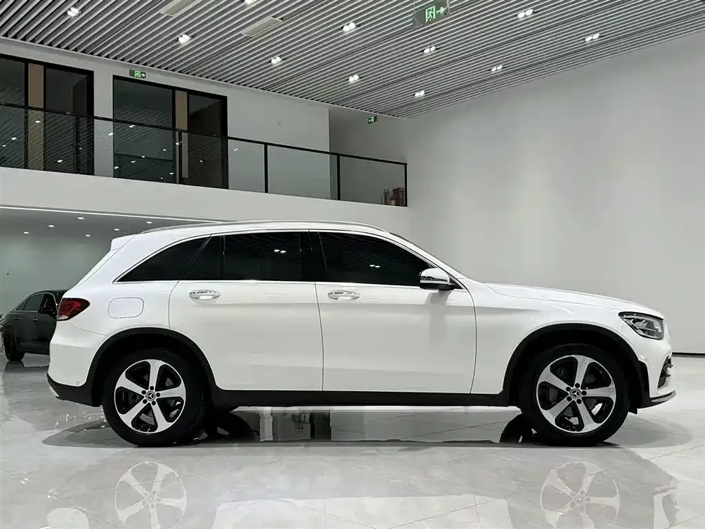 Mercedes-Benz GLC — фото 8