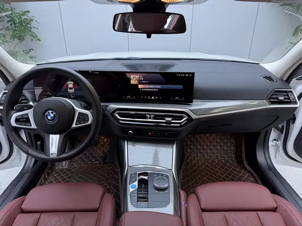 BMW i3 — фото 8