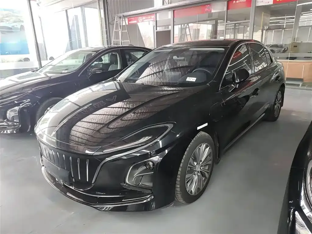 Hongqi E-QM5 — фото 2