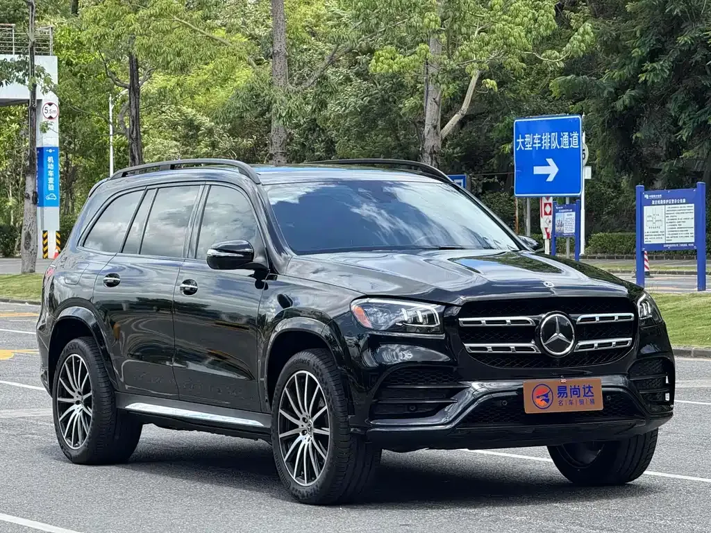 Mercedes-Benz GLS — фото 10