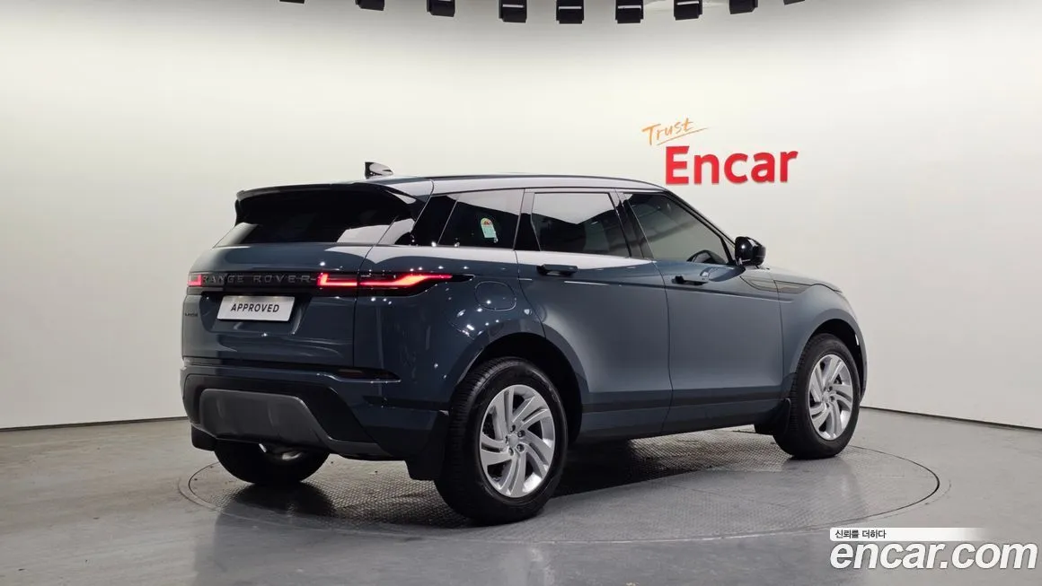 Land Rover Range Rover Evoque — фото 9