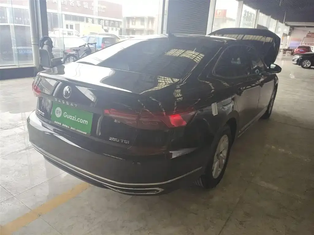 Volkswagen Passat — фото 7