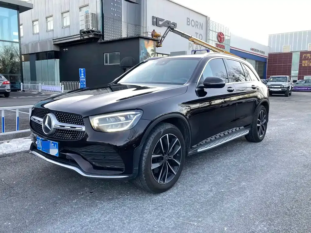 Mercedes-Benz GLC — фото 1