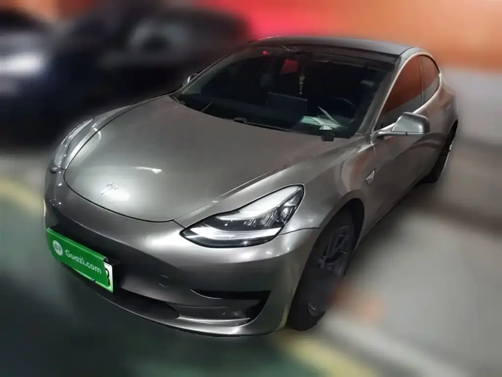 Tesla Model 3 — фото 5