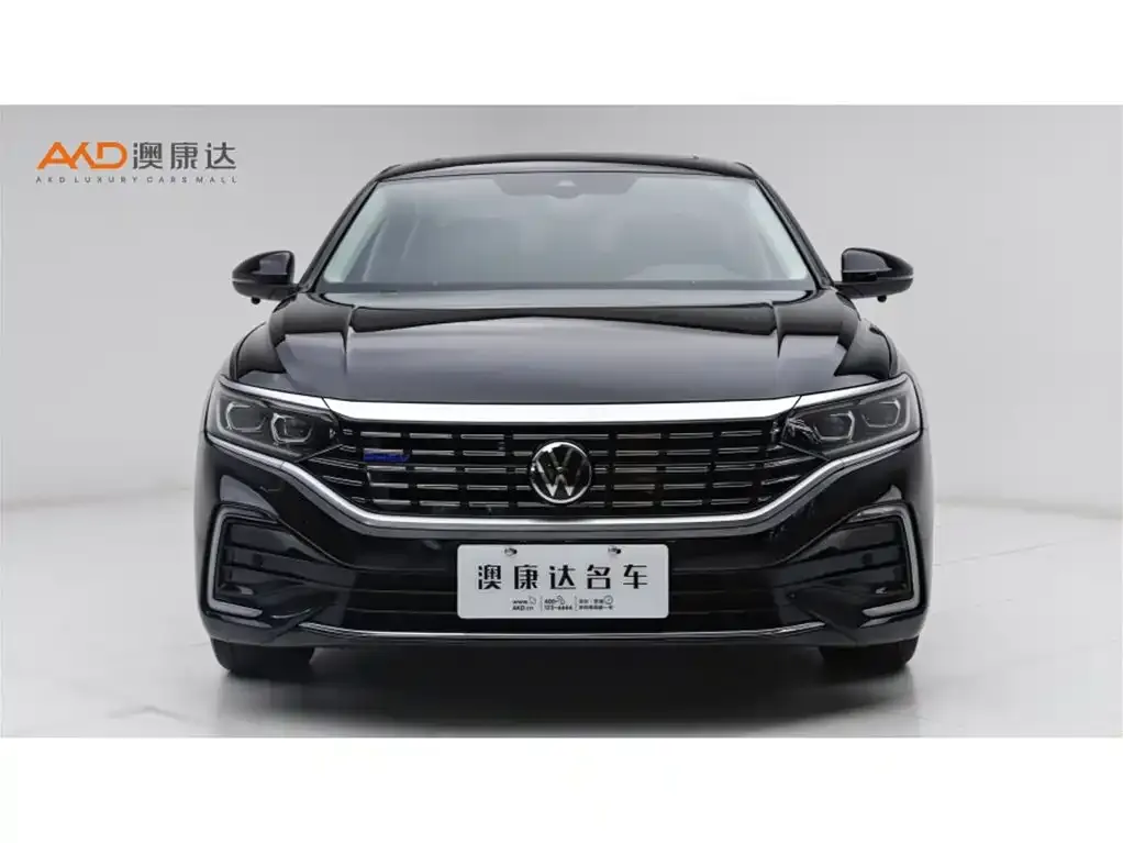 Volkswagen Passat New Energy — фото 9