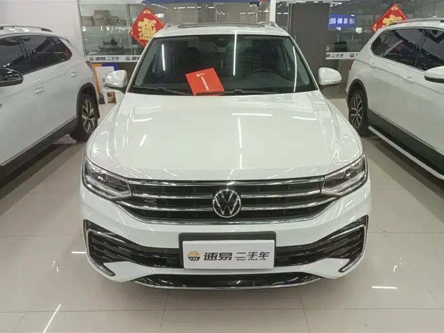 Volkswagen Tiguan L — фото 5