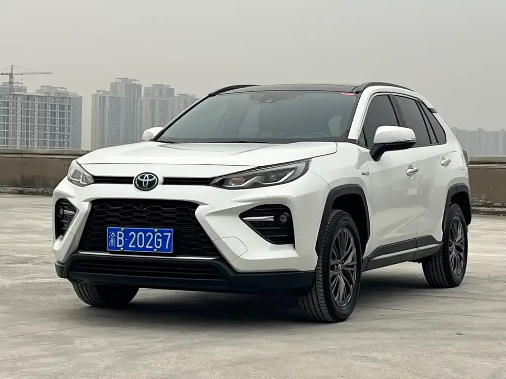 Toyota Wildlander — фото 1