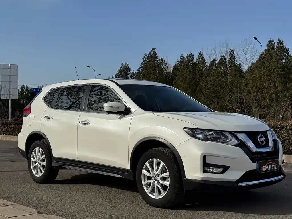 Nissan X-Trail — фото 3