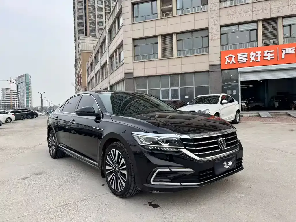 Volkswagen Passat — фото 2