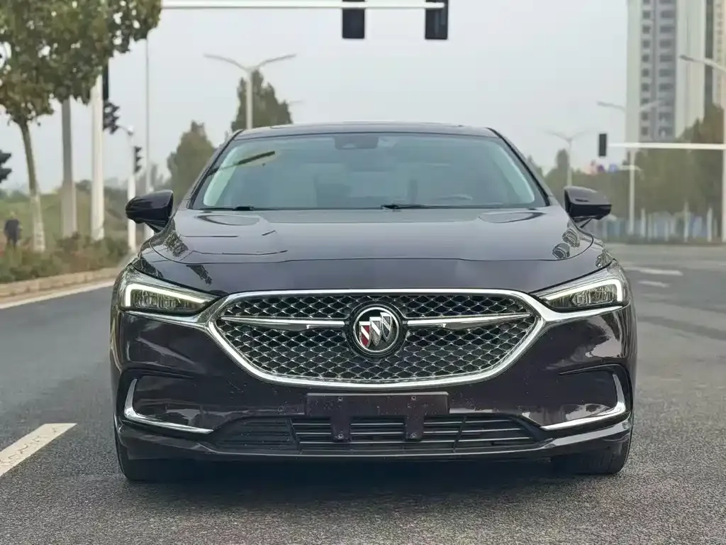 Buick LaCrosse — фото 4
