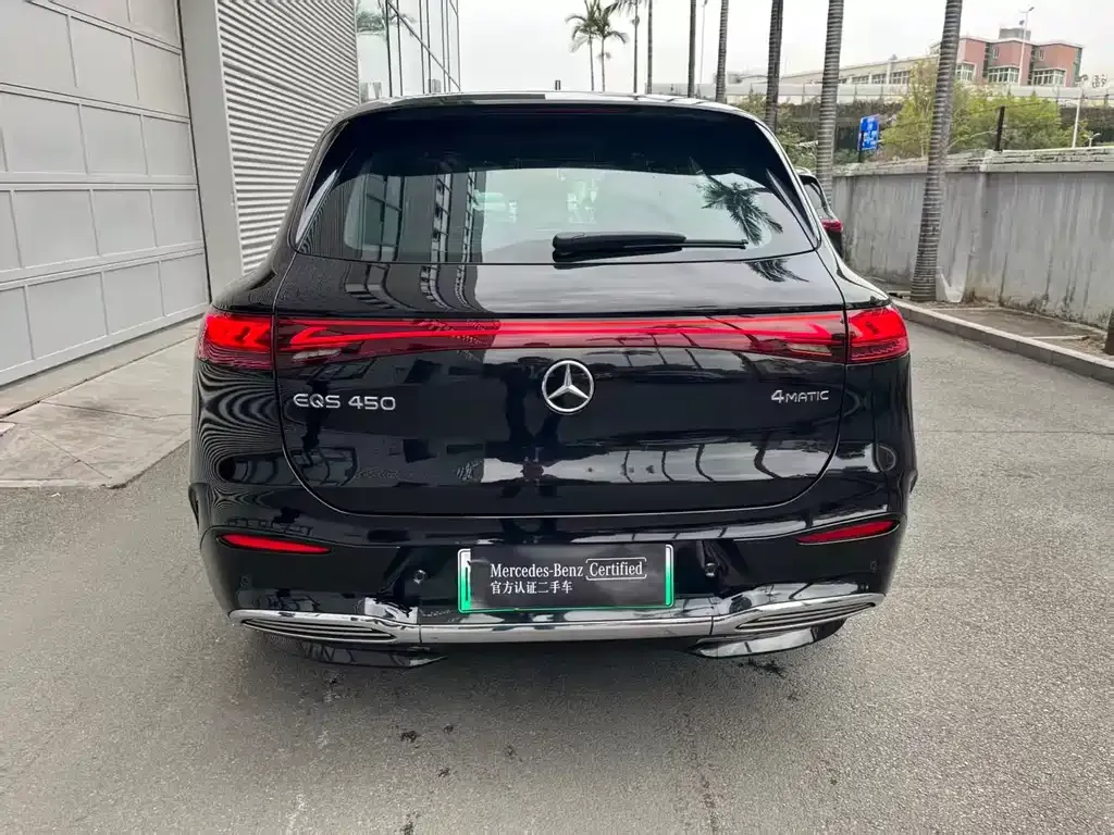 Mercedes-Benz EQS SUV — фото 4