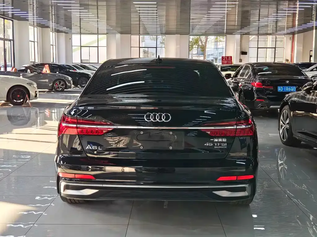 Audi A6L — фото 5