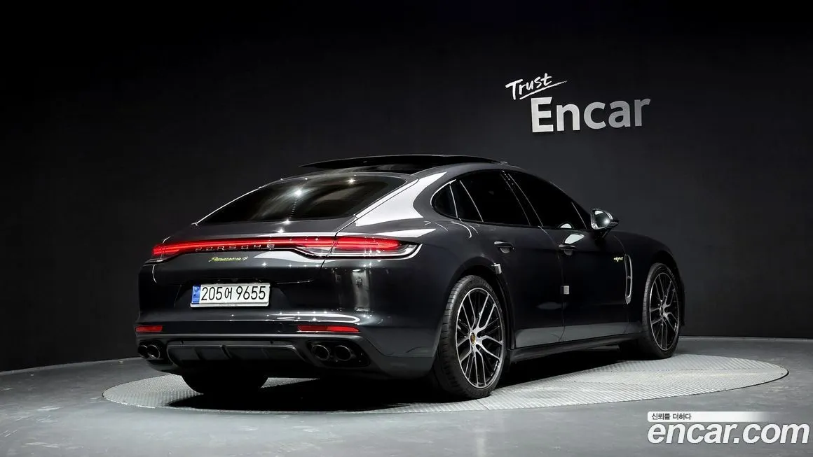 Porsche Panamera — фото 2