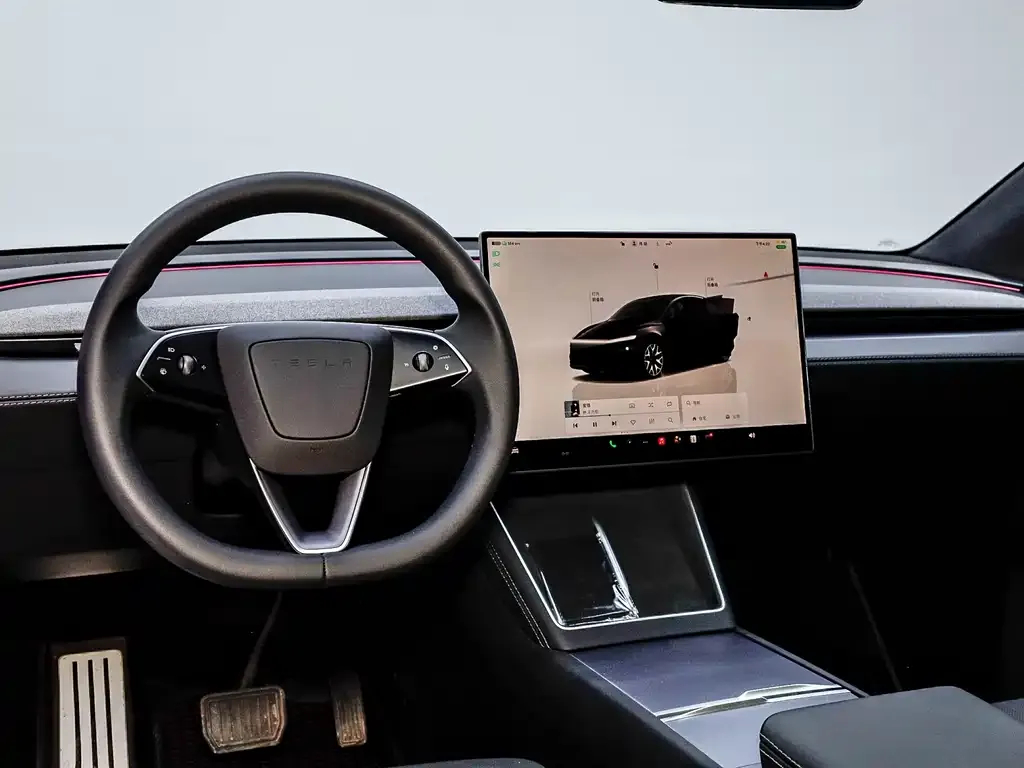 Tesla Model Y L — фото 2