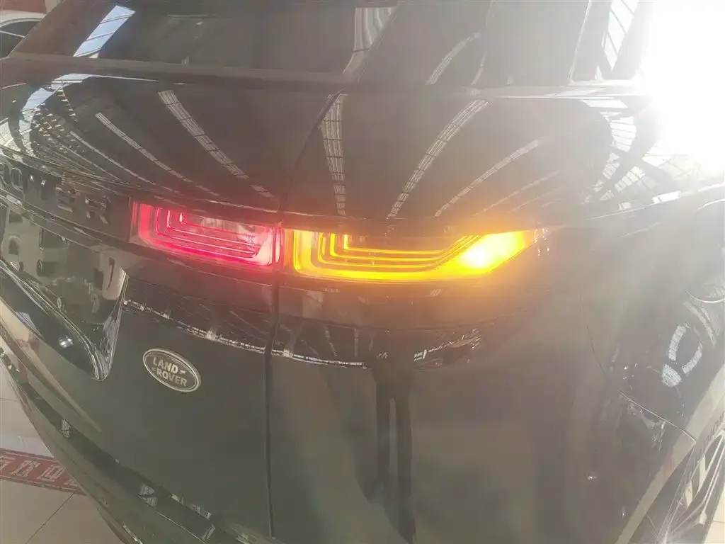 Land Rover Evoque PHEV — фото 3