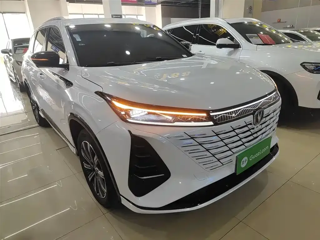 Changan CS75PLUS — фото 4