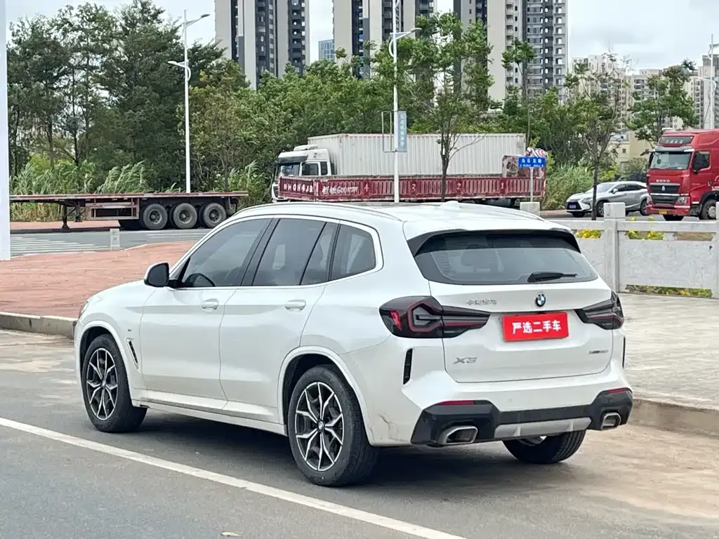 BMW X3 — фото 9
