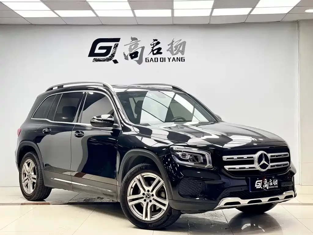 Mercedes-Benz GLB — фото 3