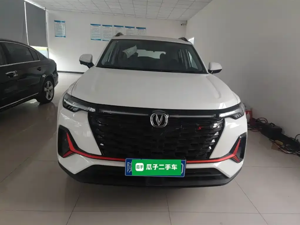 Changan CS35PLUS — фото 3