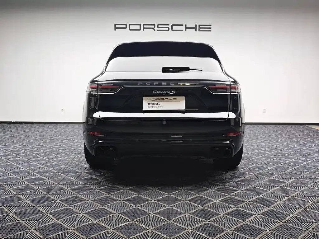 Porsche Cayenne — фото 8