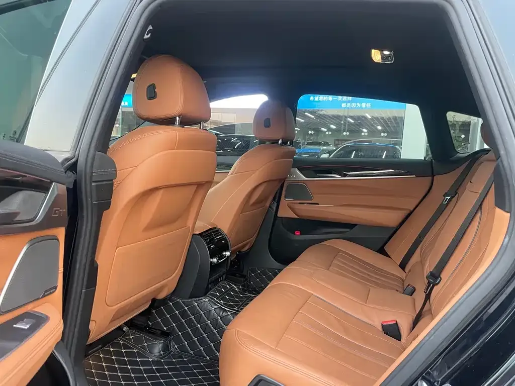 BMW 6 Series GT — фото 2
