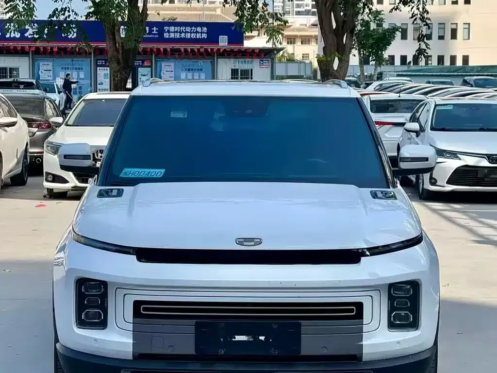 Geely Icon — фото 3