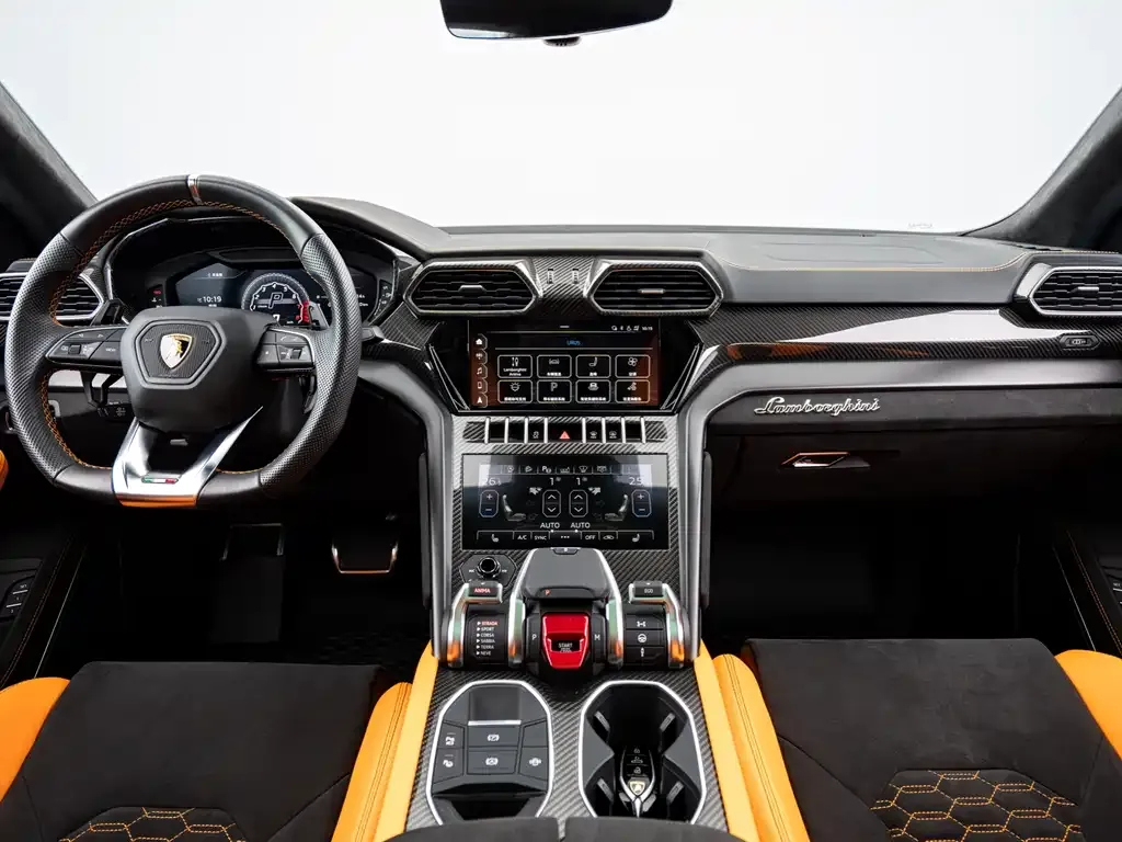 Lamborghini Urus — фото 4