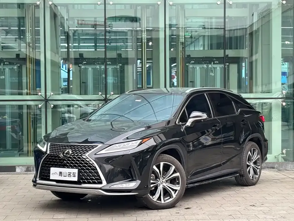 Lexus RX — фото 1