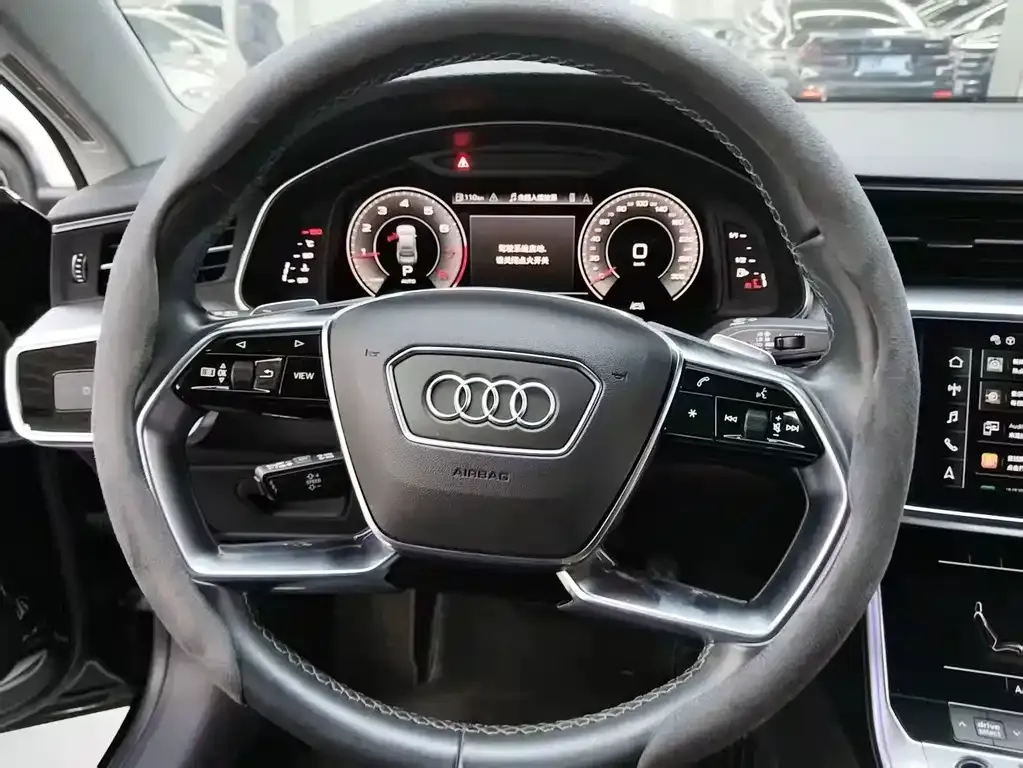 Audi A7L — фото 6