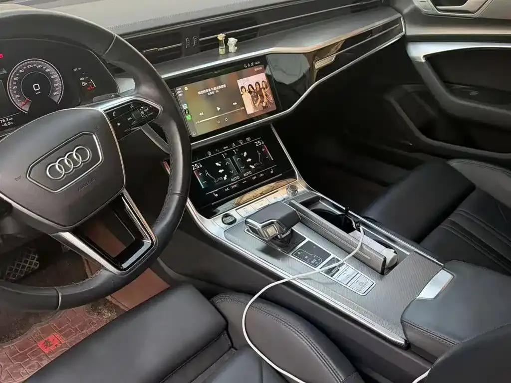 Audi A7 — фото 7
