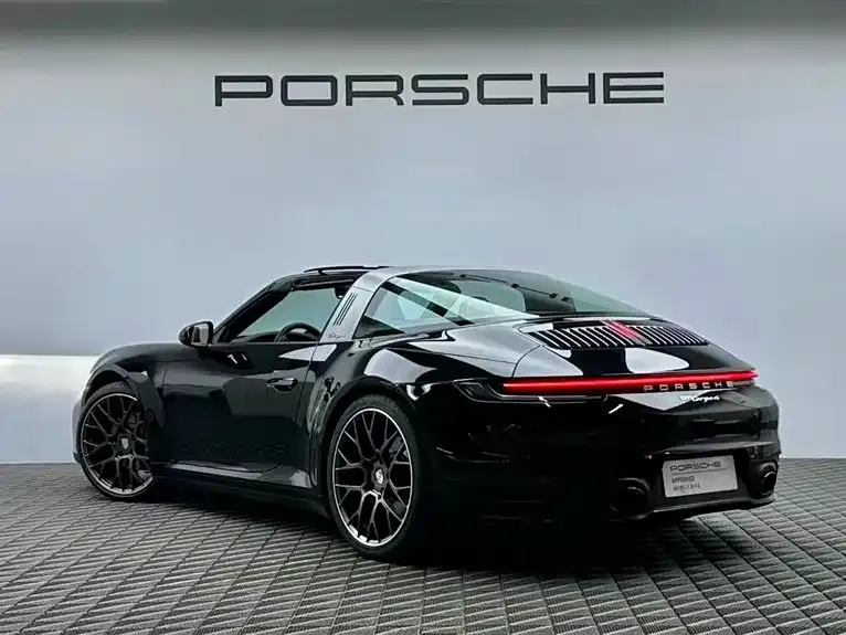 Porsche 911 — фото 6