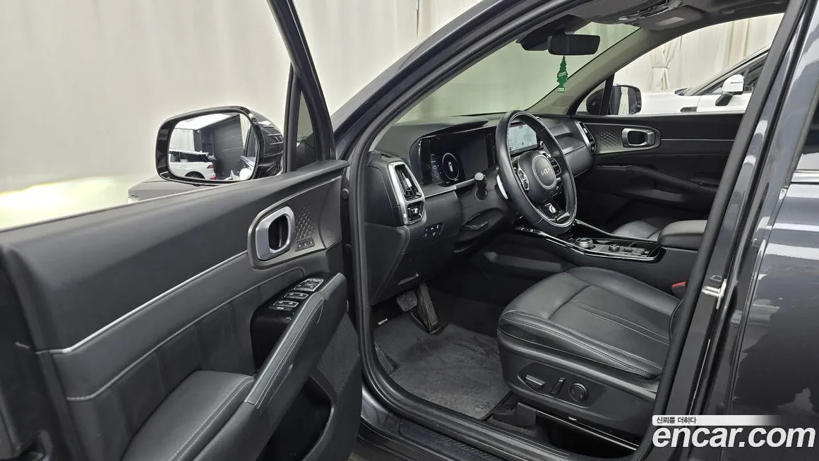 Kia Sorento — фото 8
