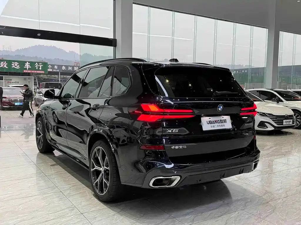 BMW X5 — фото 5