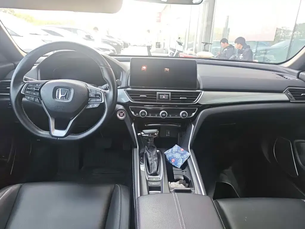 Honda Inspire — фото 9