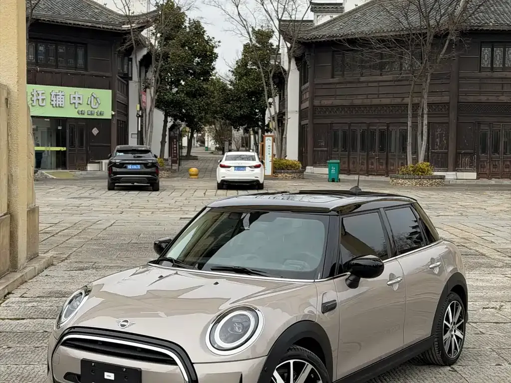 MINI Cooper (3-door) — фото 10