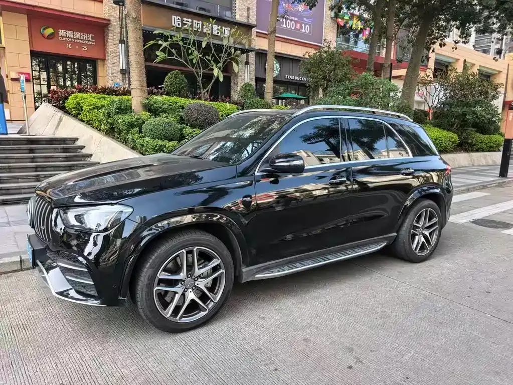 Mercedes-Benz GLE AMG — фото 1